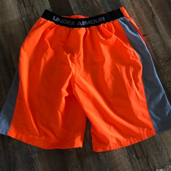 UNDER ARMOUR orange basketball shorts youth XL - Picture 3 of 5